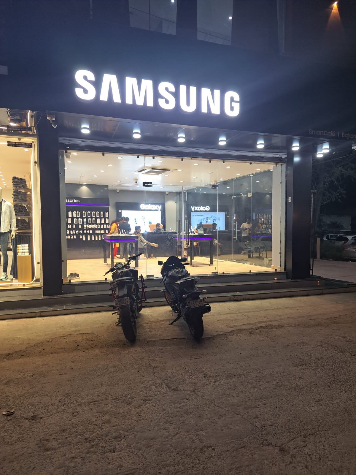 New Deal - Upto 10% Off @SAMSUNG, PIPLANI , Bhopal