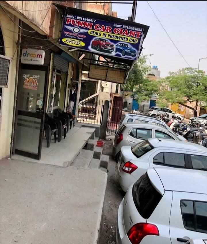 Used Car/ Scooter/ Motorcycle Dealers; Exp: 3 year