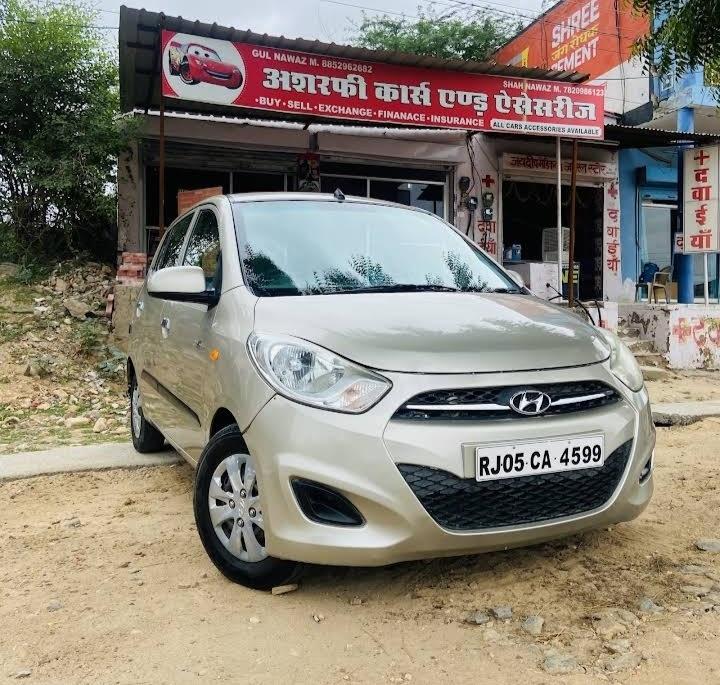 Used Car/ Scooter/ Motorcycle Dealers; Exp: More than 5 year