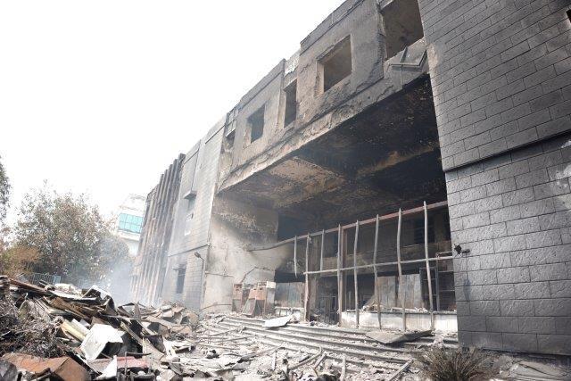 Used Car/ Scooter/ Motorcycle Dealers; Exp: More than 10 year