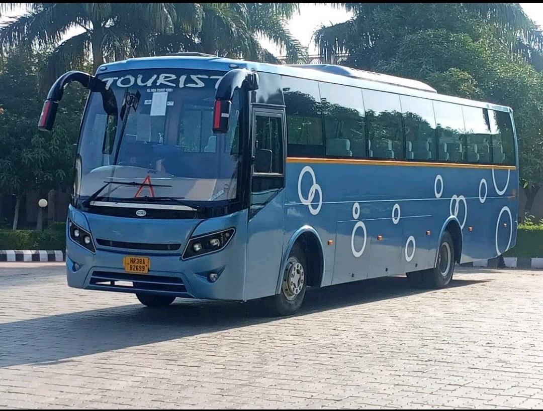 Travel service; Exp: More than 10 year