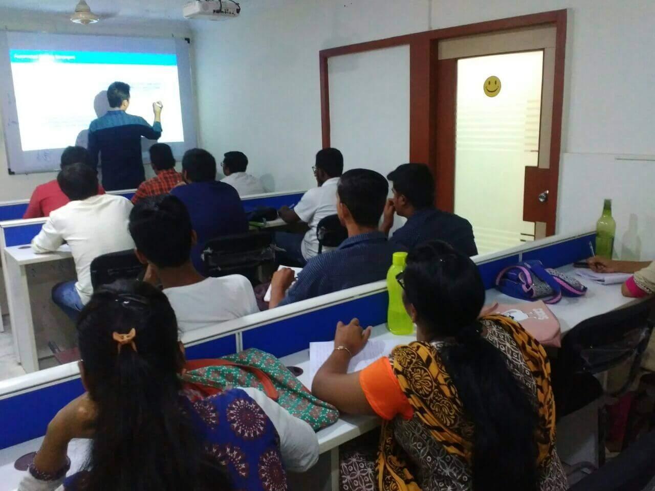 Others Academics/ Career services; Exp: More than 5 year