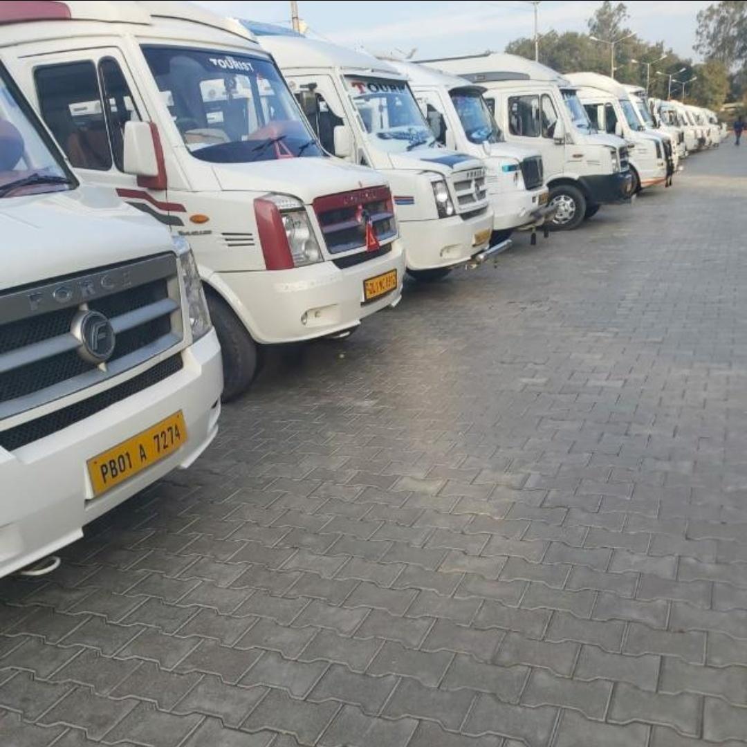 Driver/ Taxi service; Exp: More than 5 year