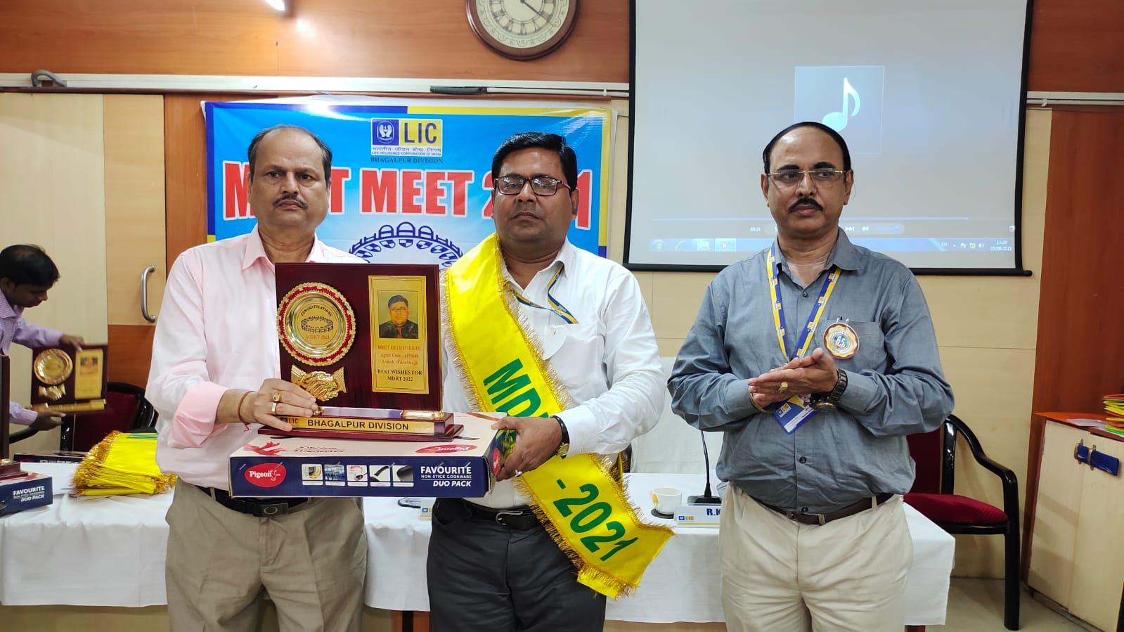 Life Insurance, Insurance services; Exp: More than 15 year