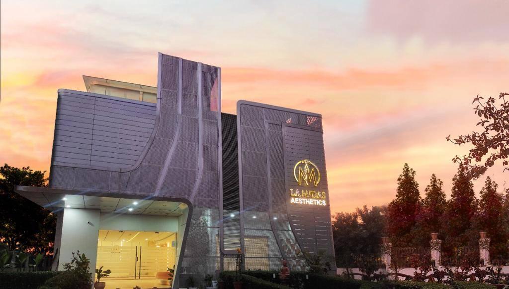 Other professional services; Exp: More than 15 year