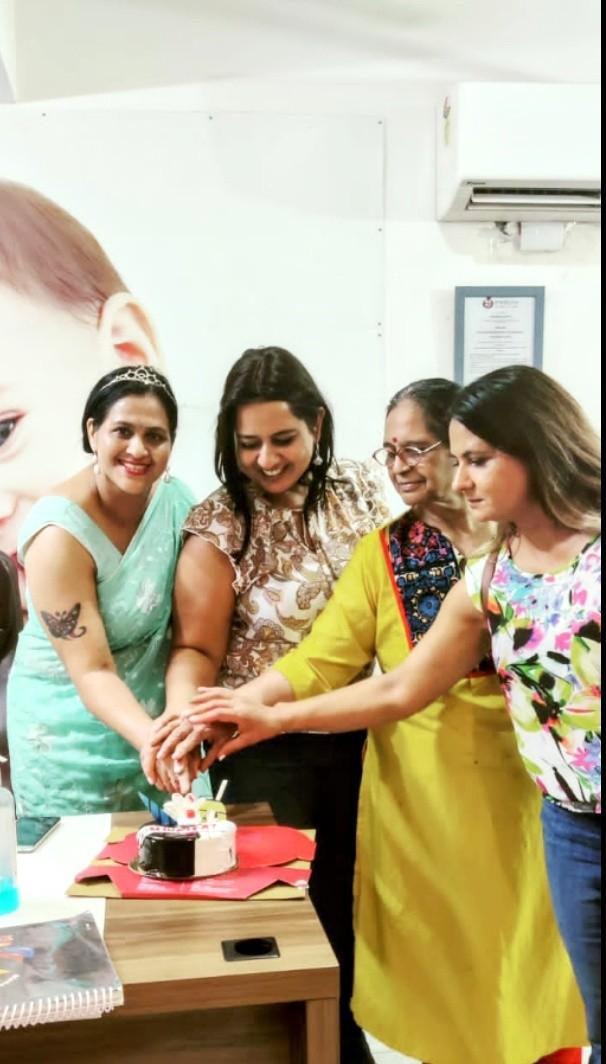 Maid/ Domestic help; Exp: Some experience (0-1 years)