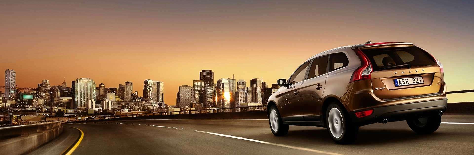 Travel agents; Exp: More than 10 year