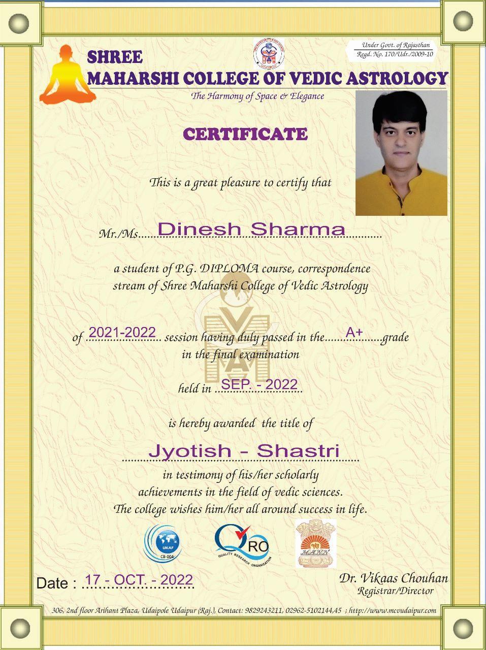 Horoscope creation, Vaastu Consultants, Astrologer; Exp: 2 year