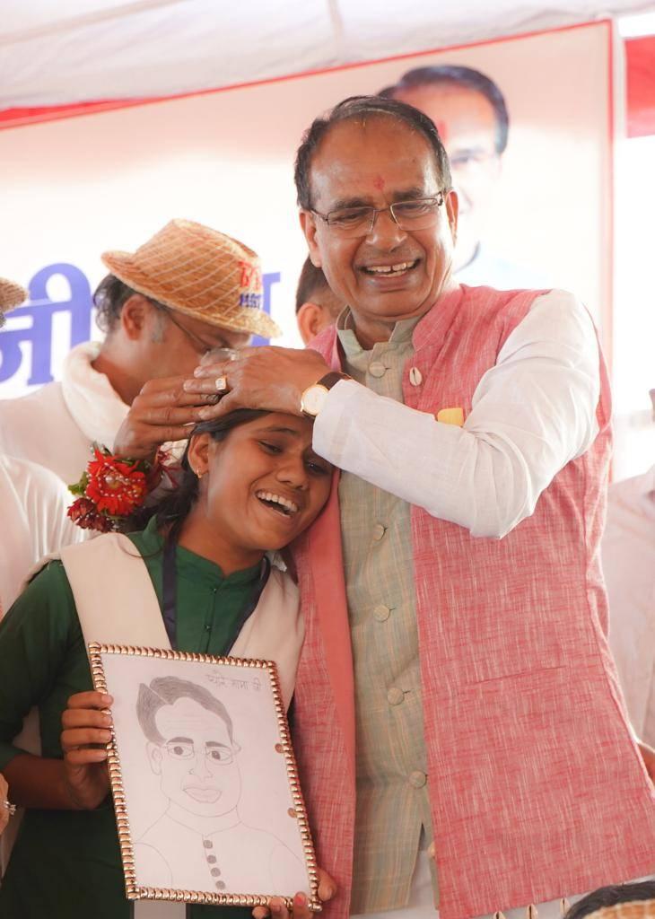 My sons and daughters, you study and write and make your dreams come true : CM