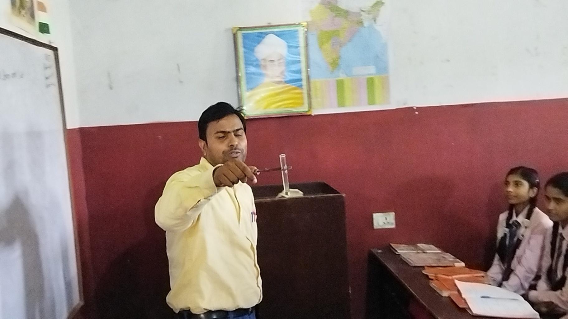 Biology, Chemistry, Class 9th/ 10th Tuition, Mathematics, Middle Class (6th -8th) Tuition; Exp: More than 10 year