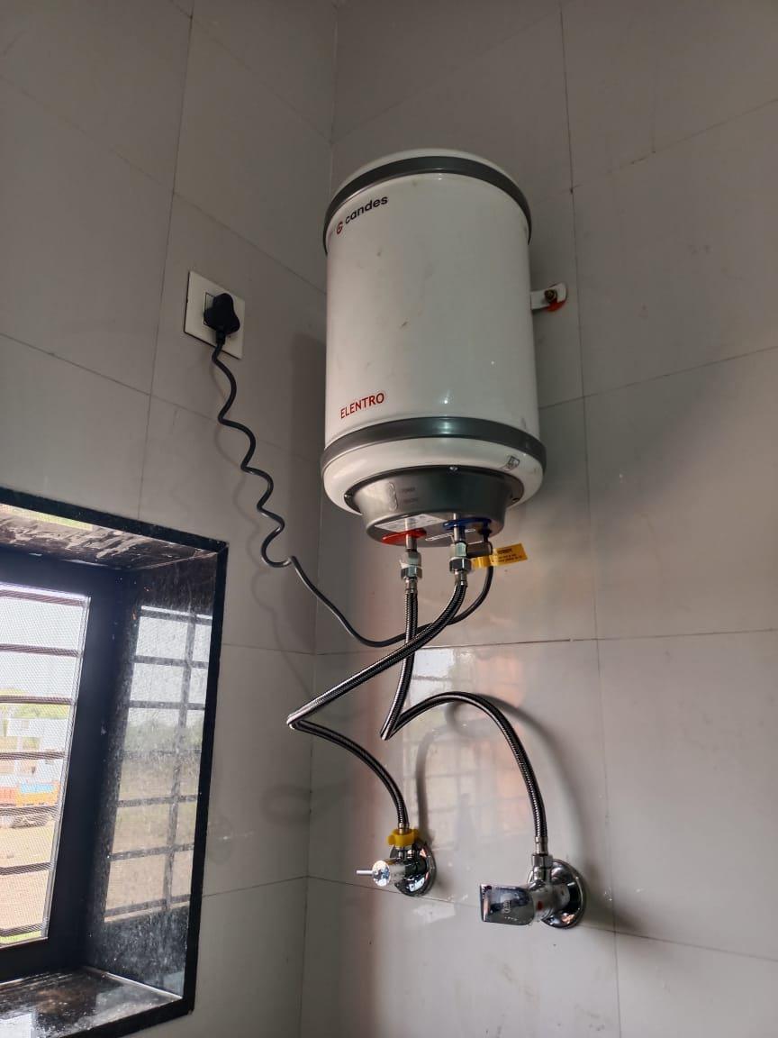 Plumber; Exp: 4 year