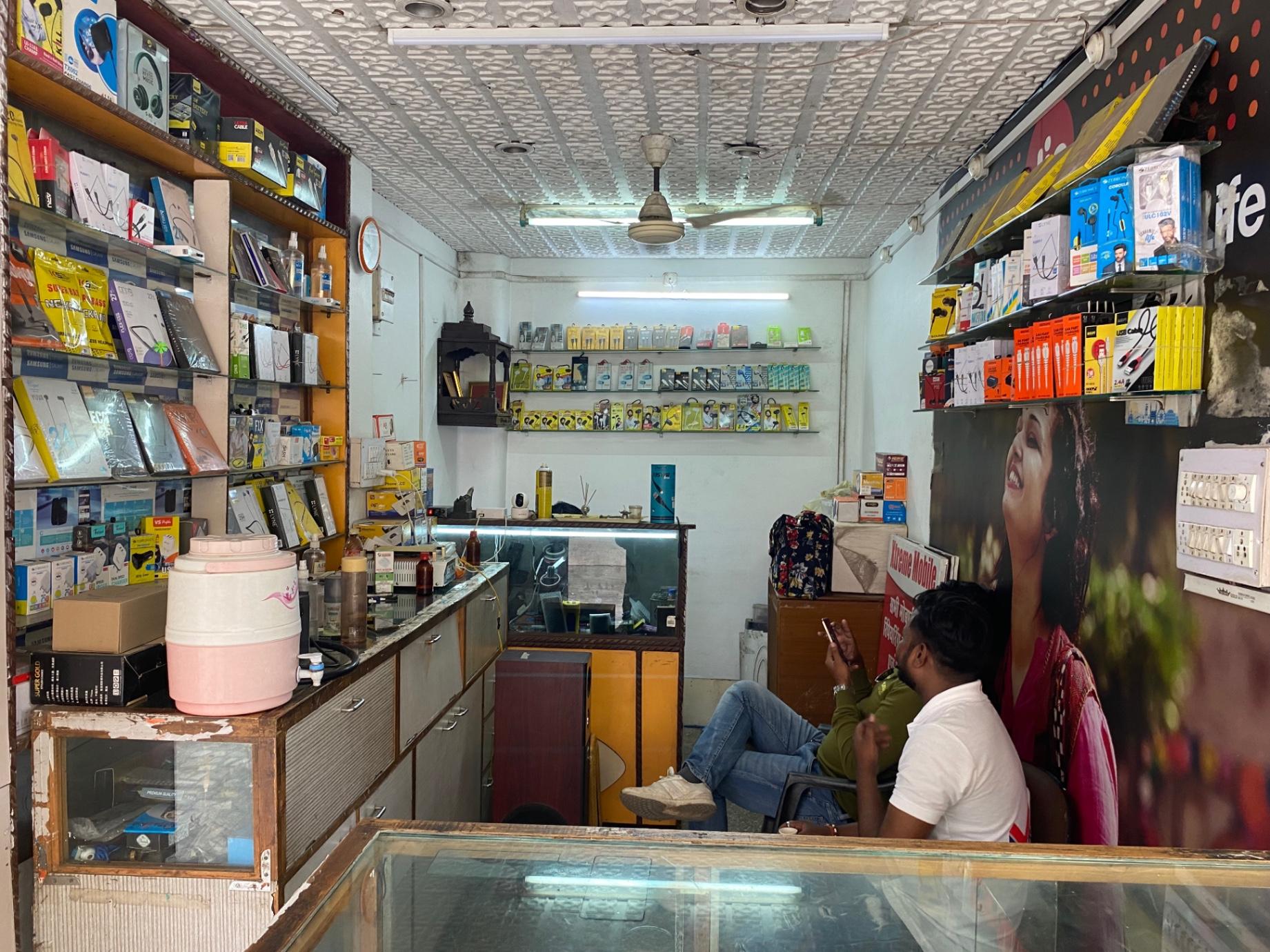 Camera Repair, Mobile/ Computer/ Electronics repair; Exp: More than 10 year