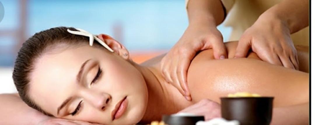 Ayurvedic Body Massage at home Hotel 