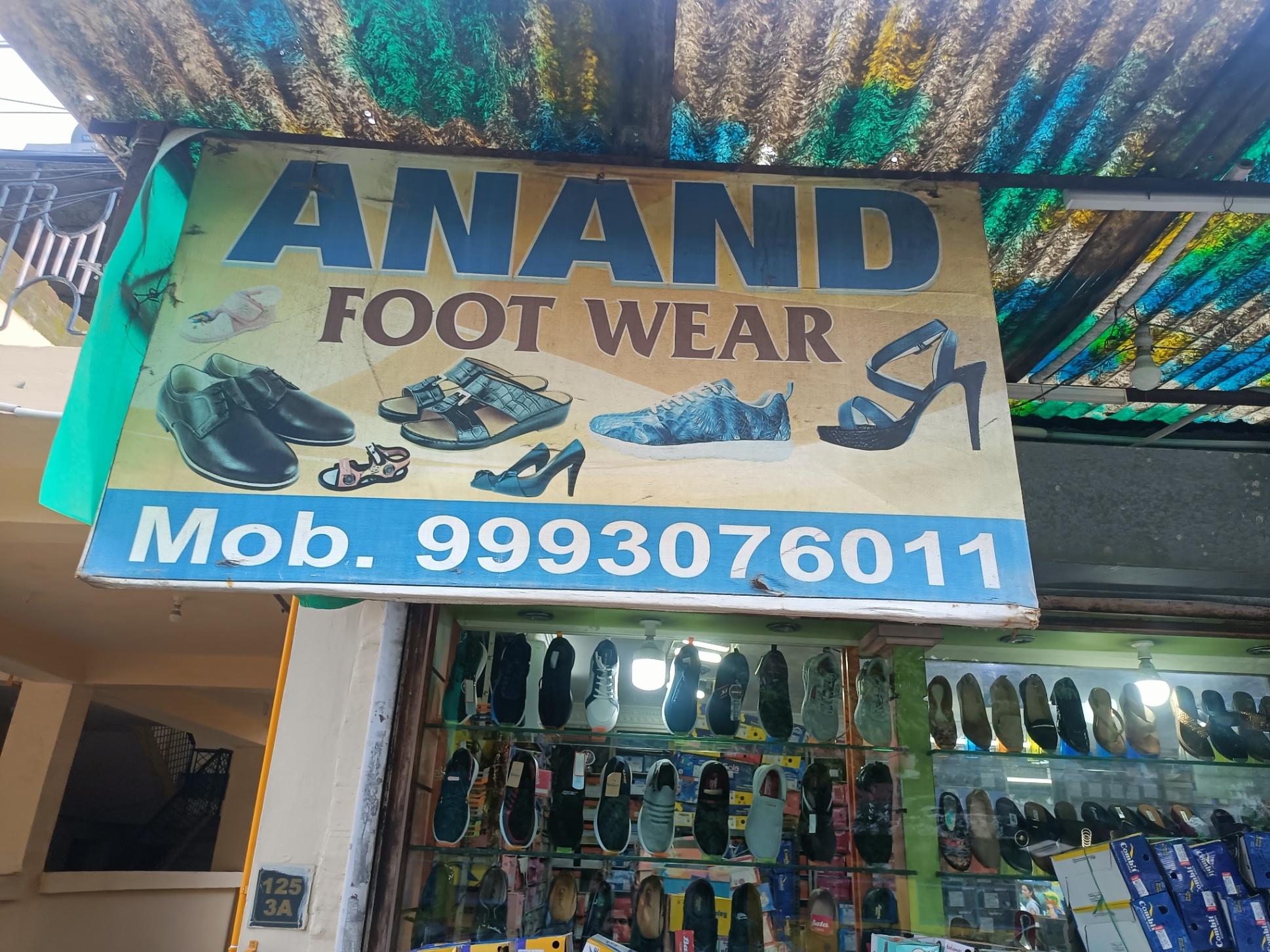 Boots, Casual Shoes, Dress Shoes, Ladies footwear, Gents footwear on sale