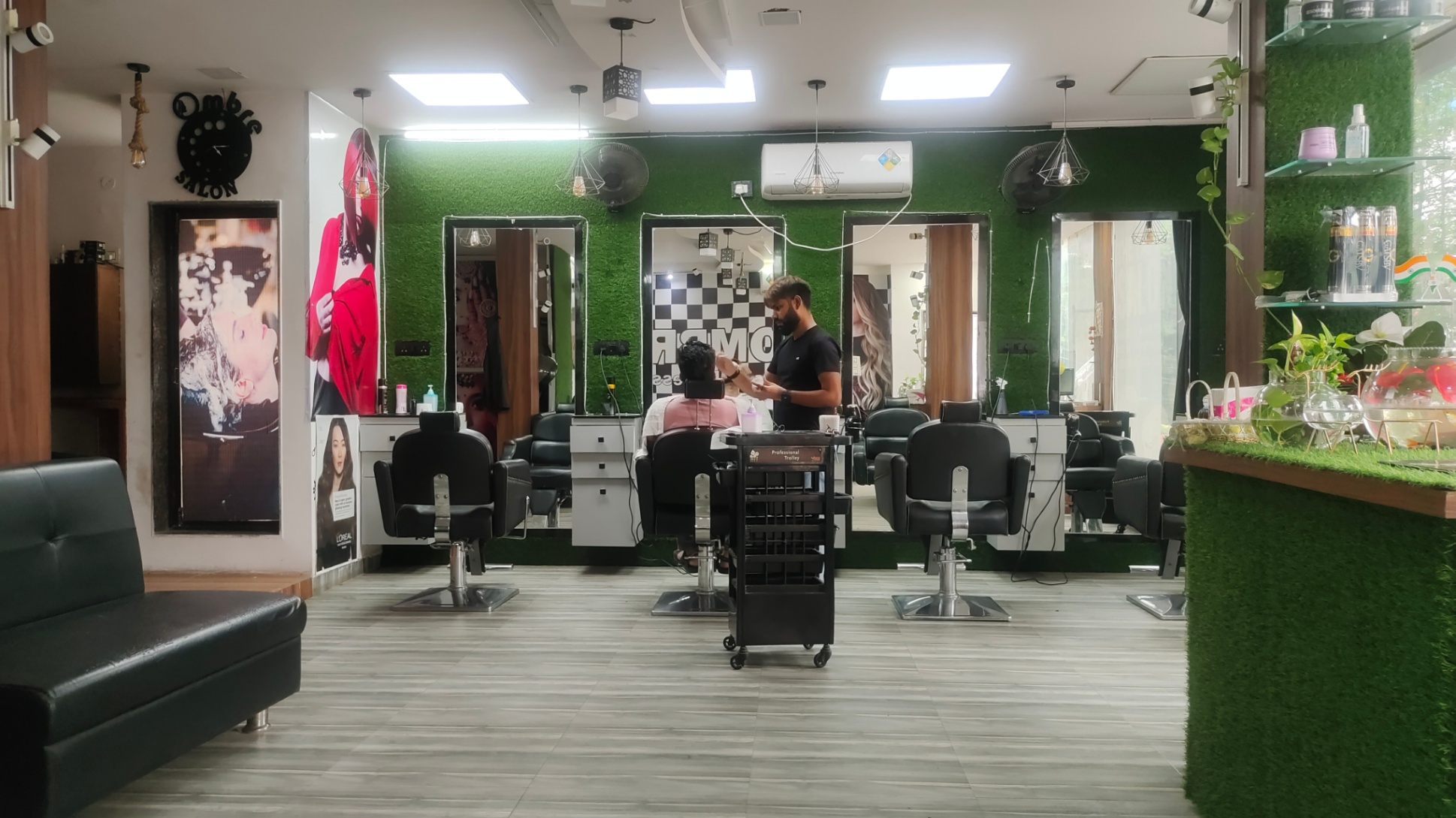 Salons/ Spas; Exp: More than 15 year