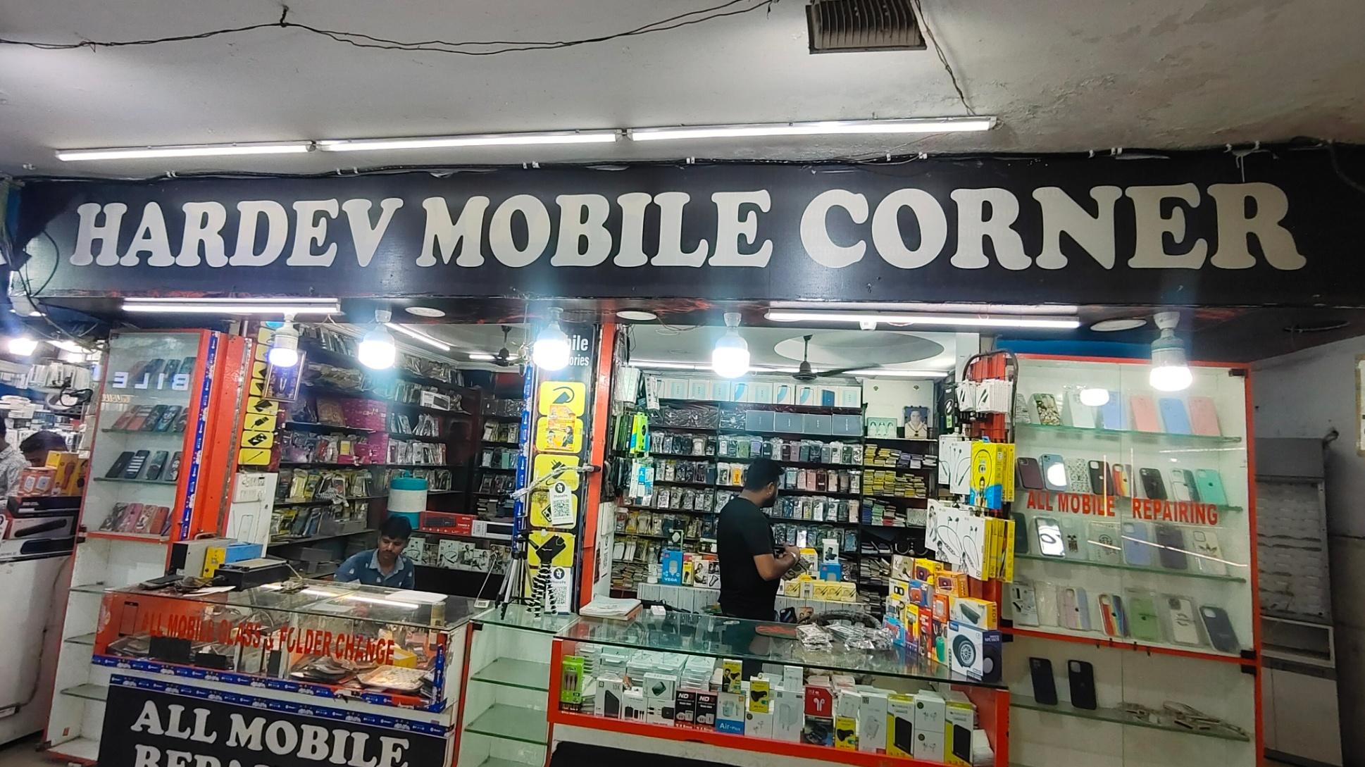 Camera Repair, Mobile/ Computer/ Electronics repair; Exp: More than 15 year