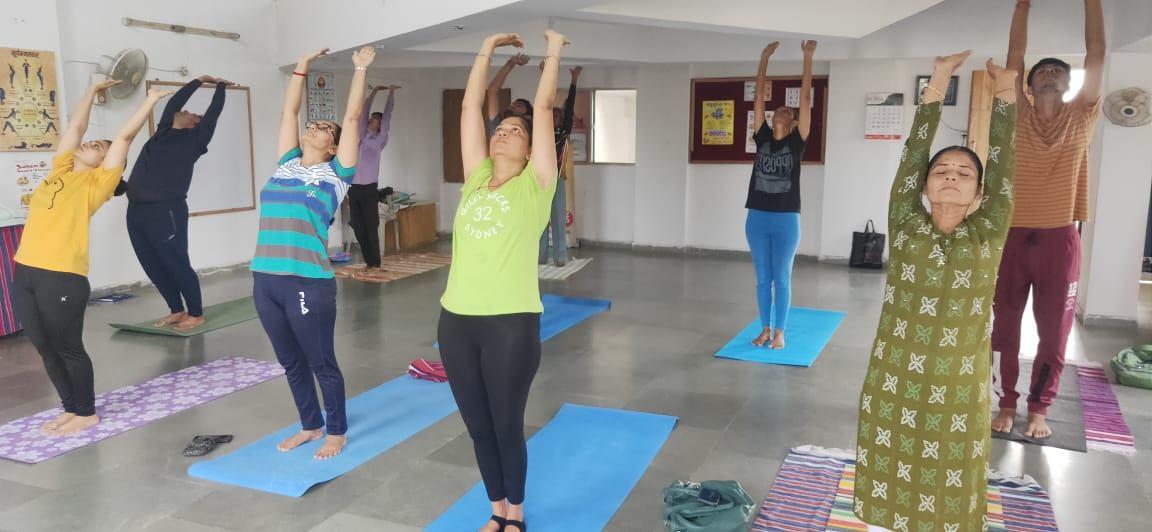 Workouts/ Yoga; Exp: More than 15 year