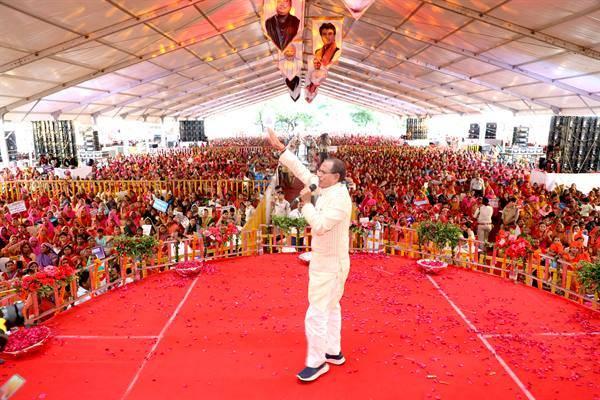 CM Shri Chouhan deposits Rs 1269 crore into the accounts of 1.31 crore 