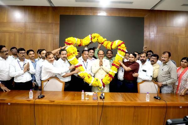 Naib Tehsildars express gratitude to CM Shri Chouhan