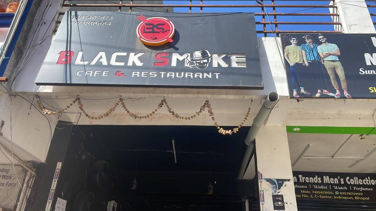 Chinese, Sandwich, Tea/ Coffee, Thaali, Vegetarian