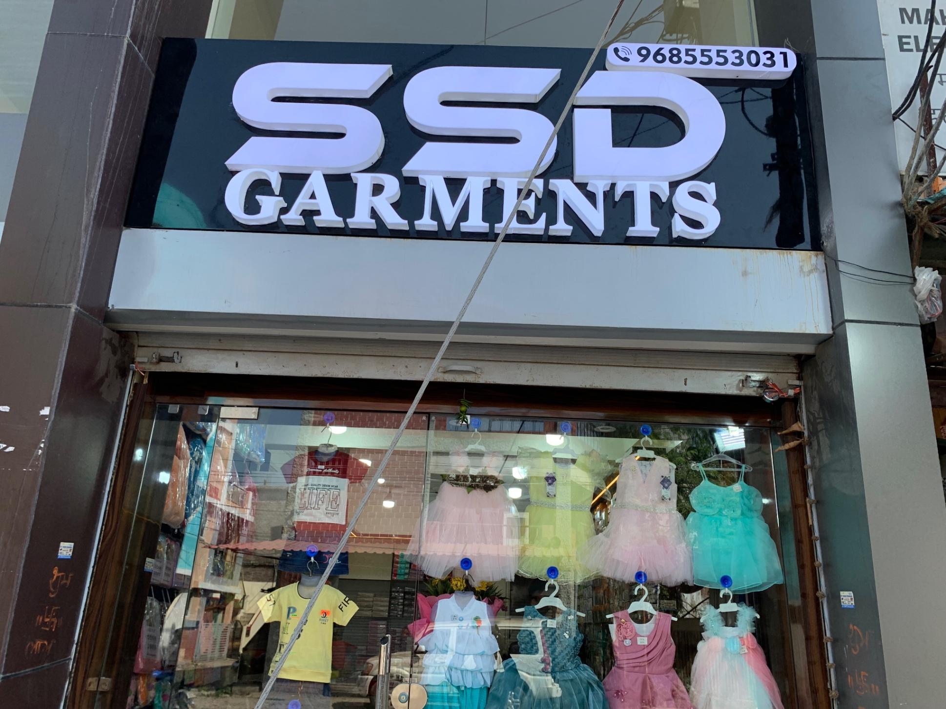 Activewear, Clothing sets, Dresses for Girls, Outerwear, Pants on sale