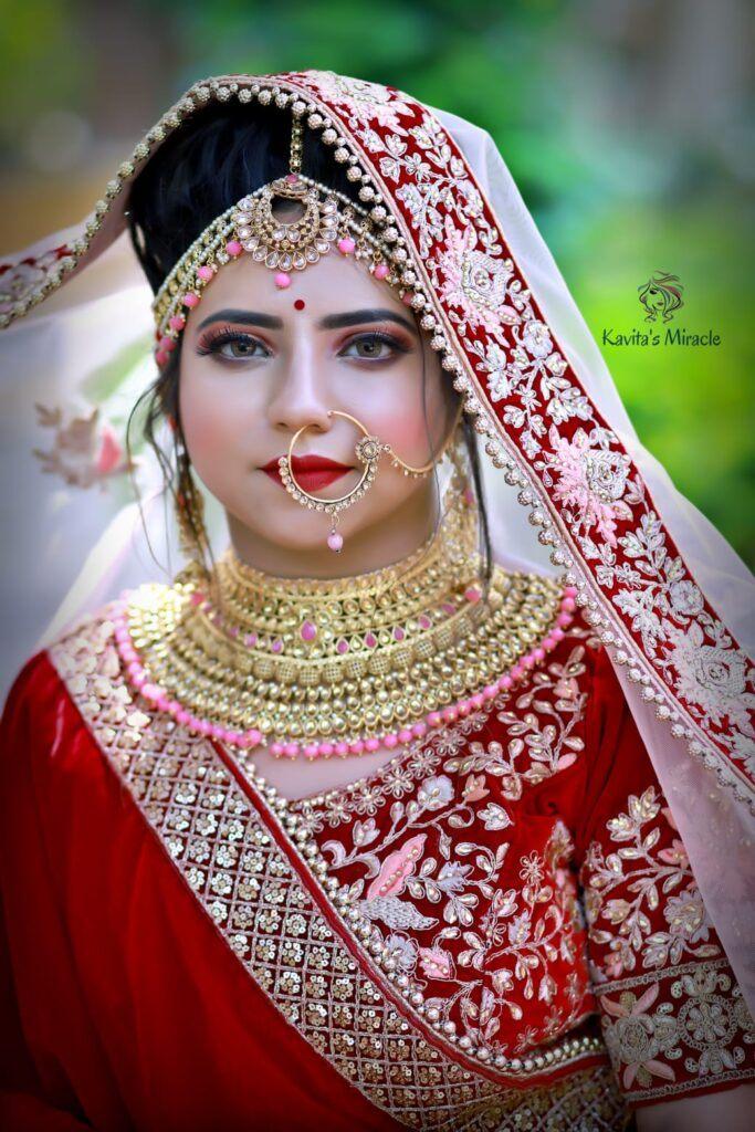 Salons/ Spas; Exp: More than 10 year