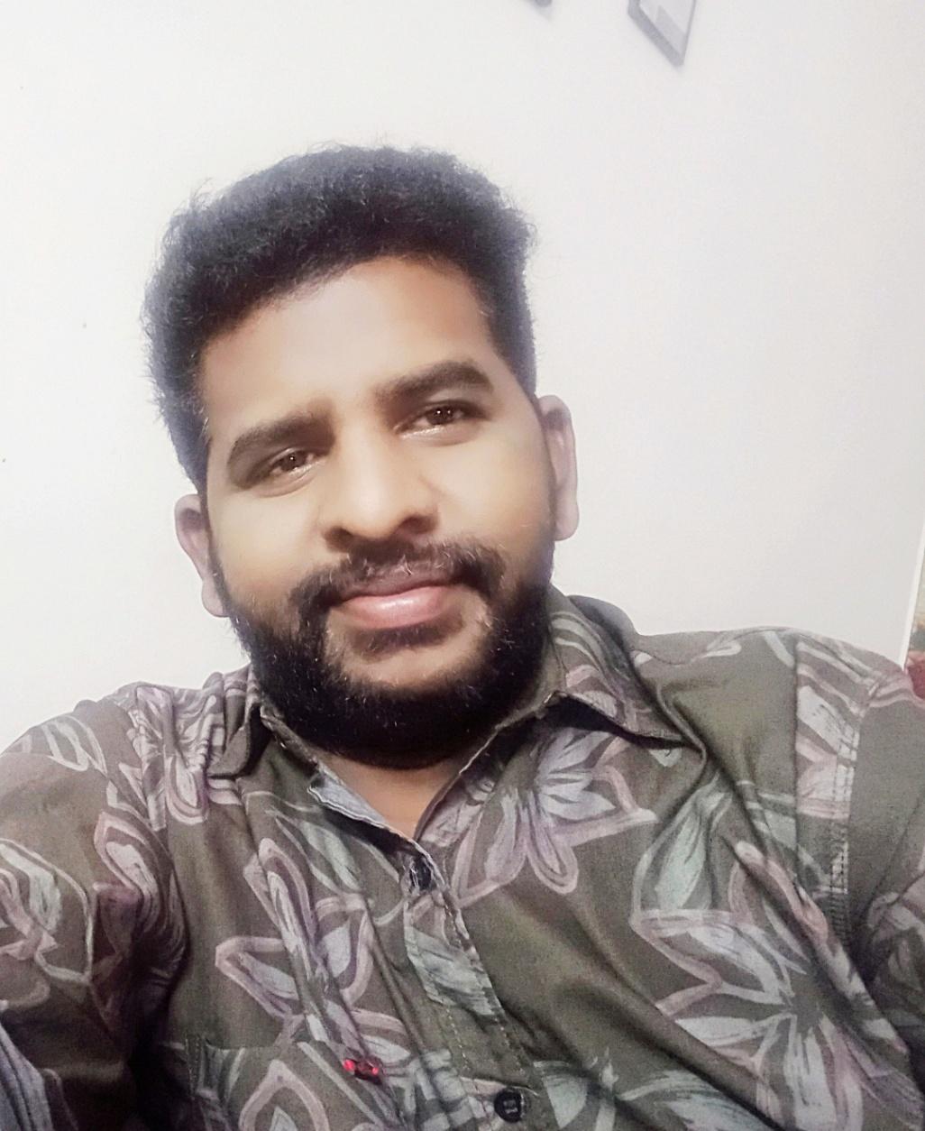 Ably an applying art , interior design, sculpture making and painting s 