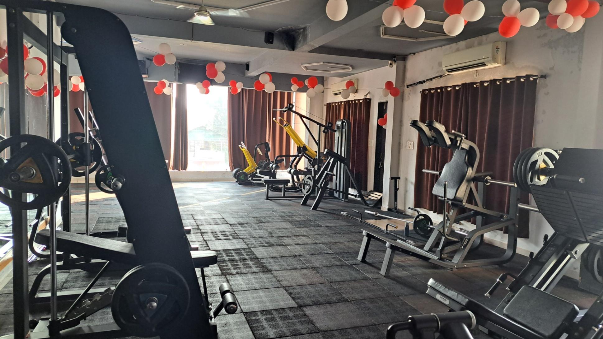 Other Health/ Beauty services, Workouts/ Yoga; Exp: 2 year