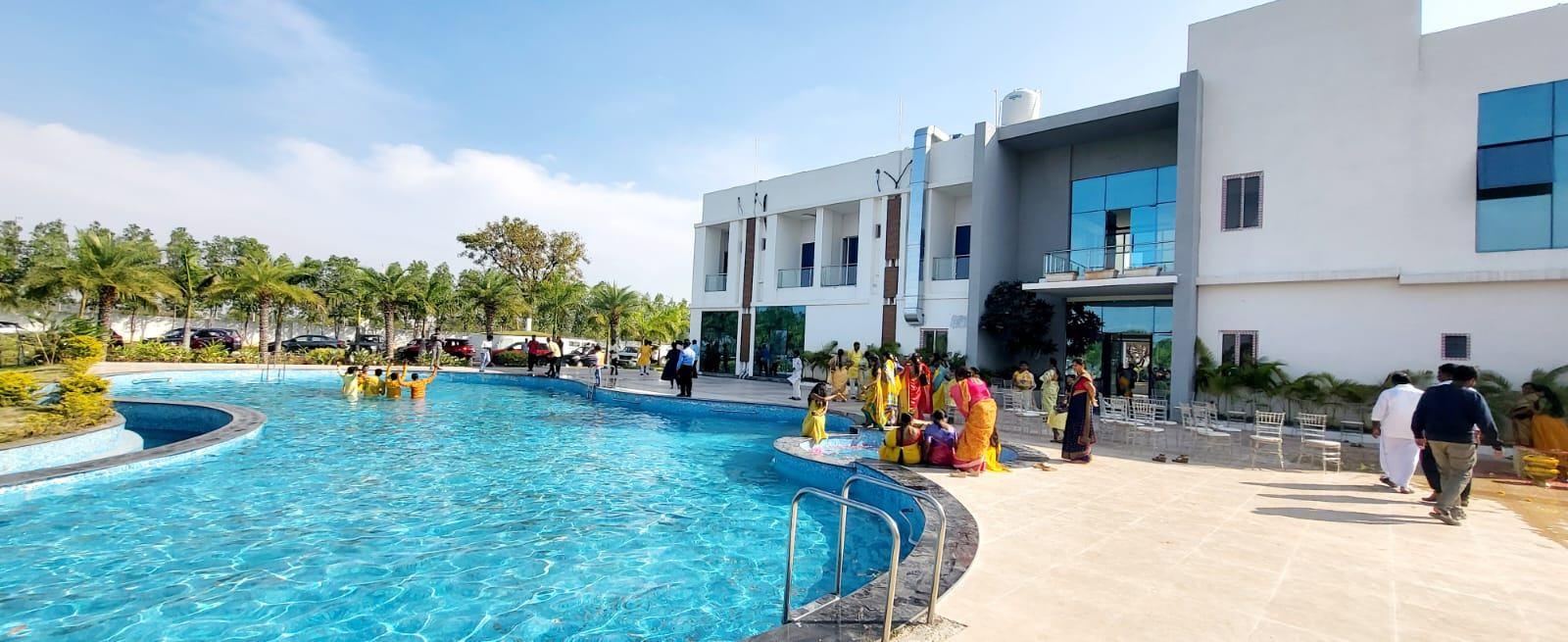 Real estate agent/ management; Exp: Some experience (0-1 years)