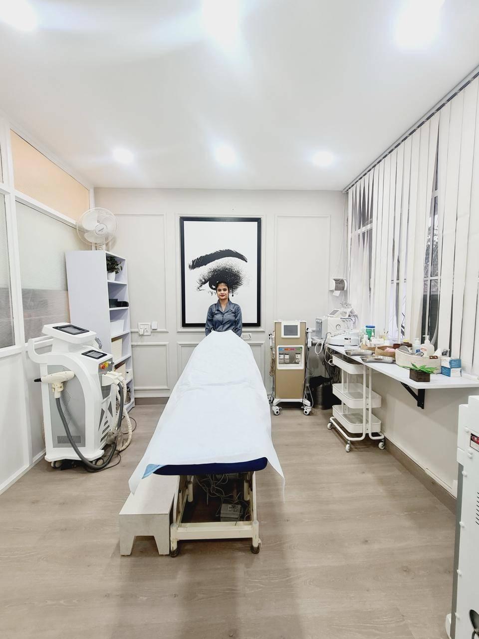 Dr Naiya Bansal - Best Skin Specialist Doctor in Chandigarh