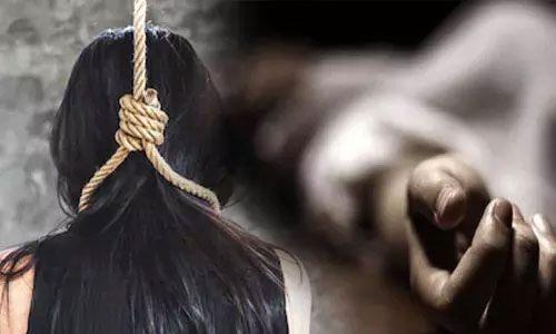 Mother hanged herself along with her three innocent daughters