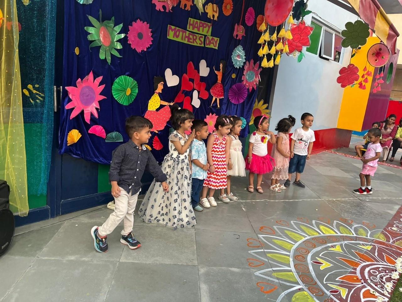 kids play school in Noida