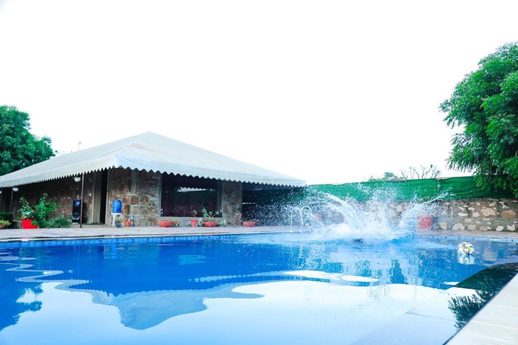 The Rustic Villa - Party Villa in Jaipur 