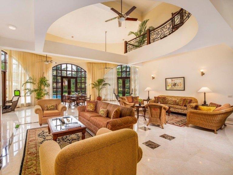 Exclusive 3 BHK Villa with Pool Near Baga Beach in Goa 