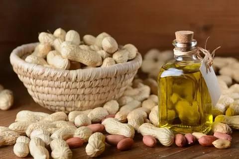 Buy Organic Cold Pressed Groundnut Oil Supplier in Gujarat | Premium Quality Oil