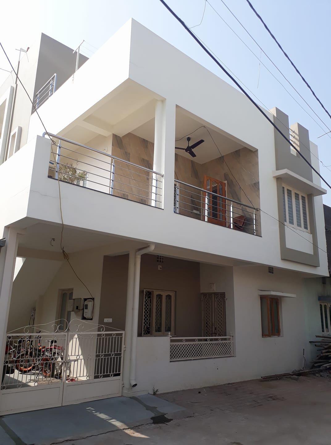  1800 sq.ft Bungalow For Sale At Bengali Square.