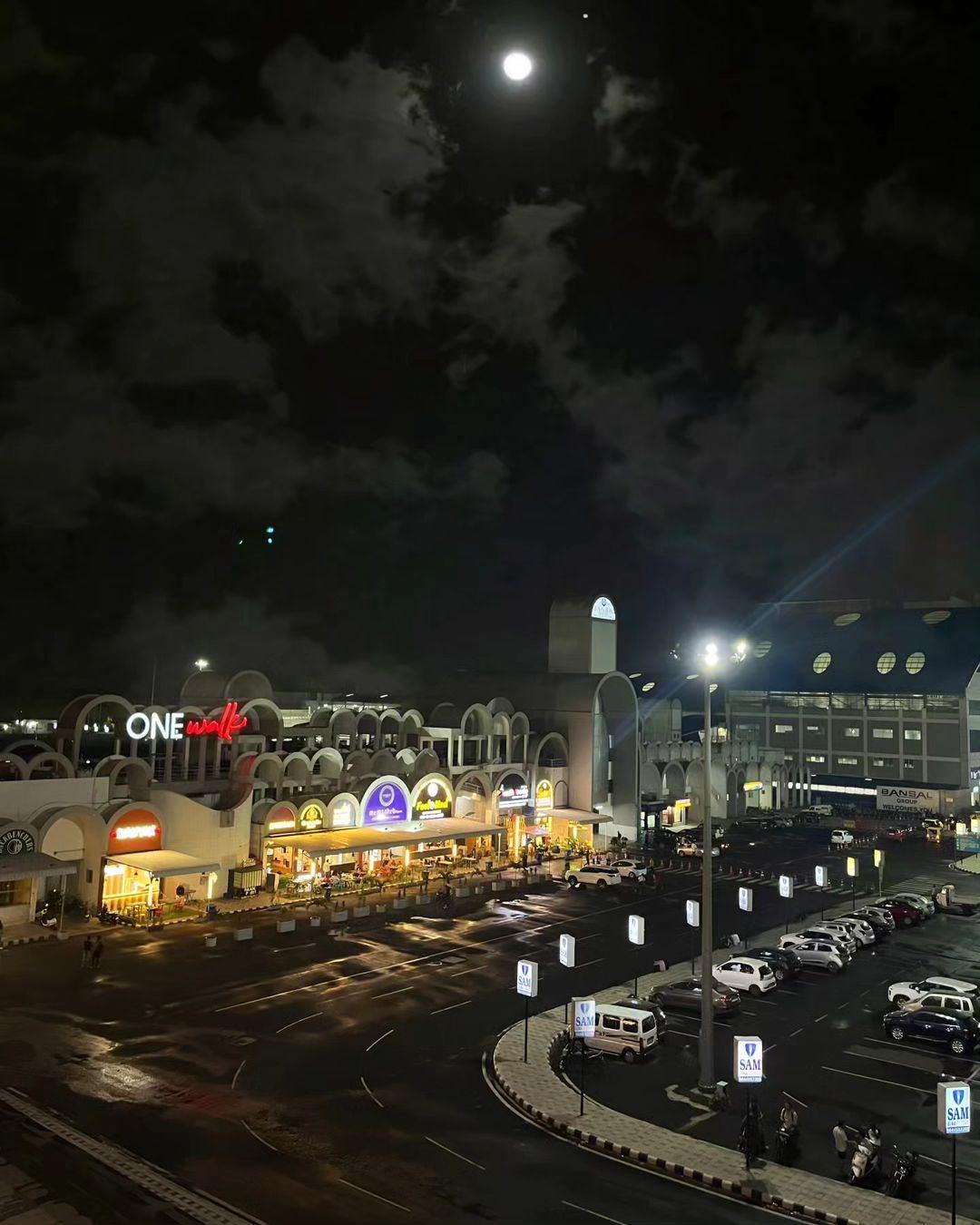 Bhopal Rani kamalapati station view 