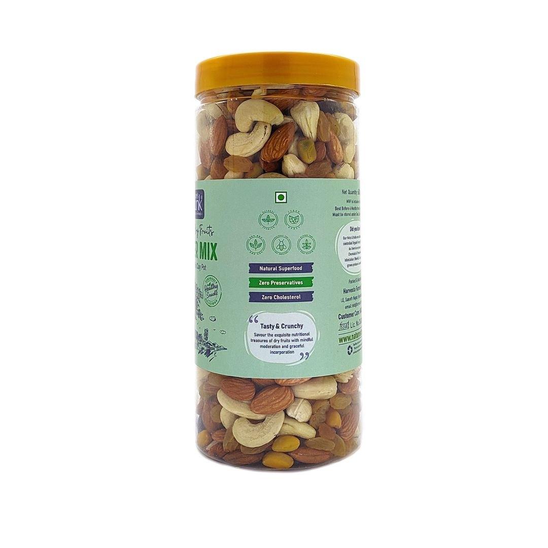 Nutrition Powerhouses: best dry fruits, dry nuts at Nature ‘Trunk 