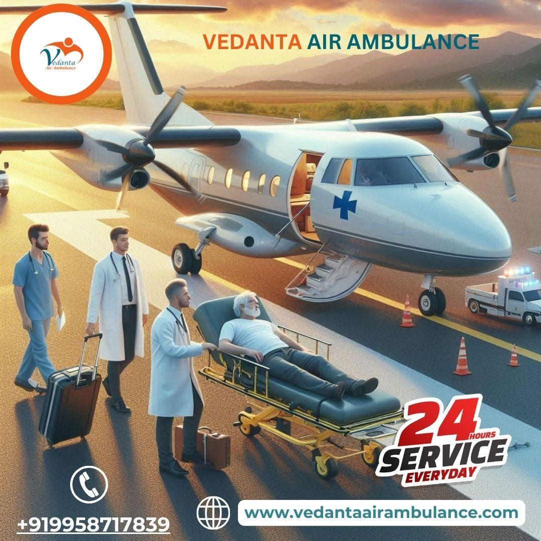 Use Vedanta Air Ambulance from Kolkata with Expert Healthcare Team 