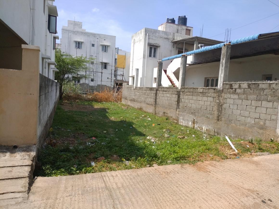 Urgent Plot For Sale At Tulsi Nagar.