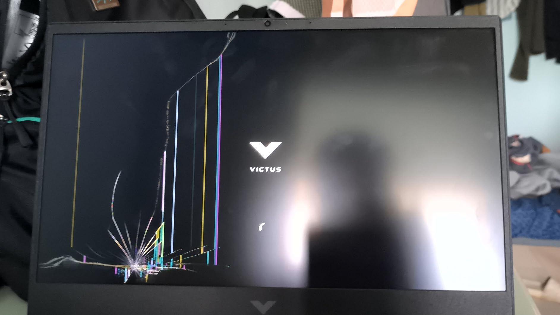 Broken Laptop Screen Replacement in Mumbai