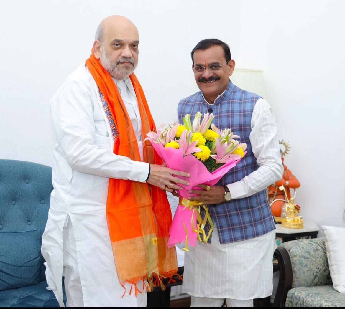 Madhya pradesh bjp president vdsharma ne delhi me amit shah se mulakat ki