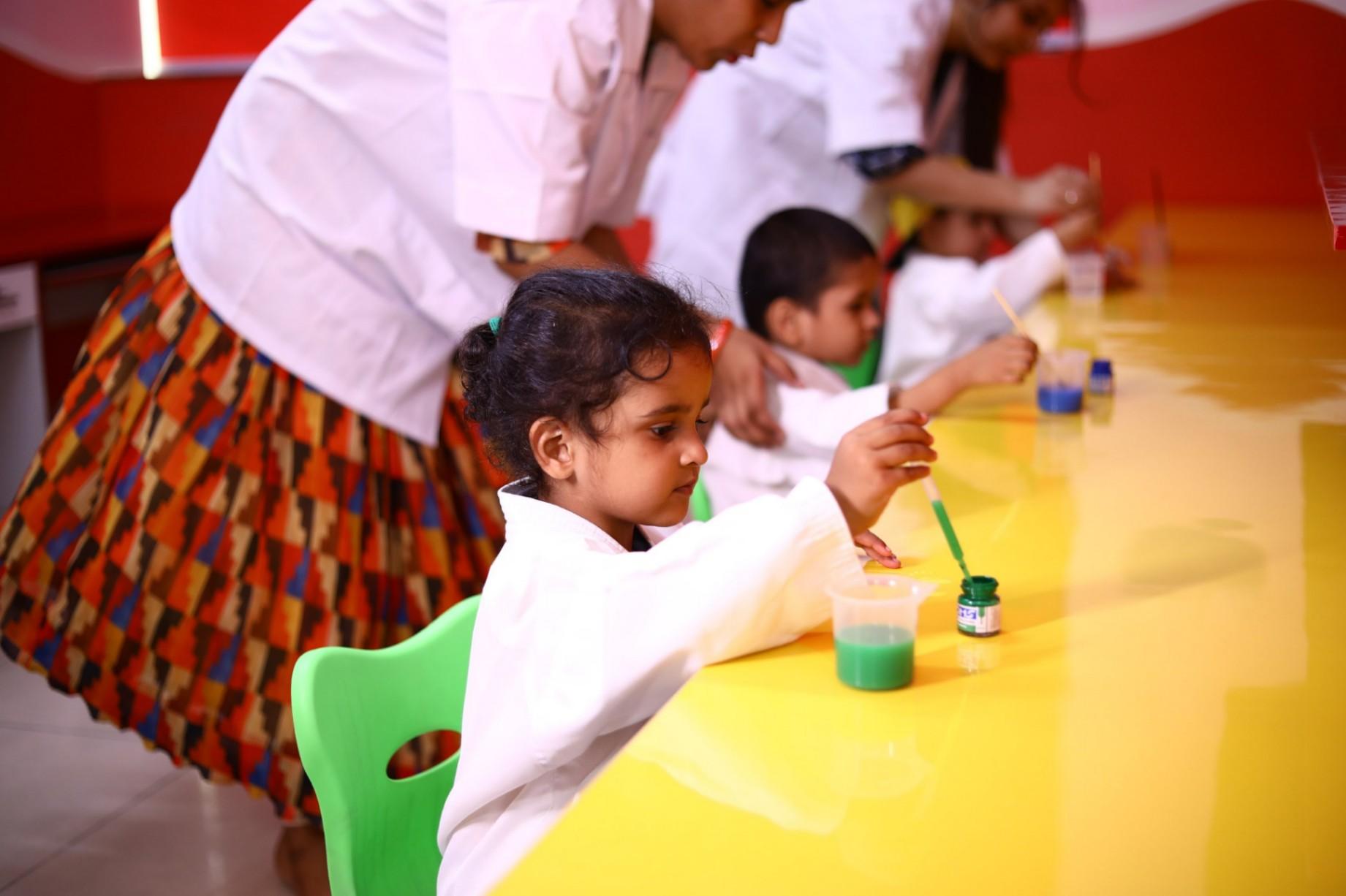 Play school admission Greater Noida - kidzeebeta1  (Call now: 87500 00384) 