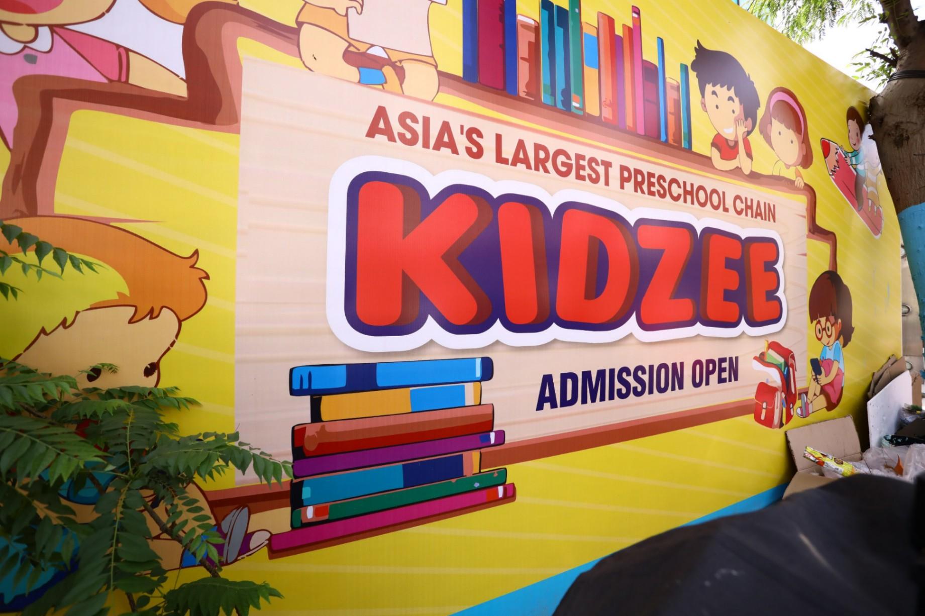 Early childhood education Greater Noida - kidzeebeta1  (Call now: 87500 00384)