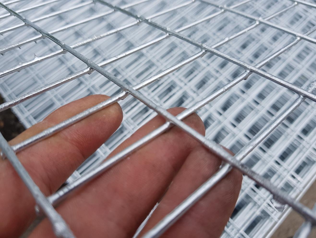 Wire Mesh Manufacturers