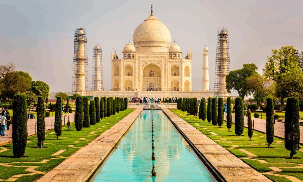 Agra Tour Packages - Explore the Charm of India Iconic City