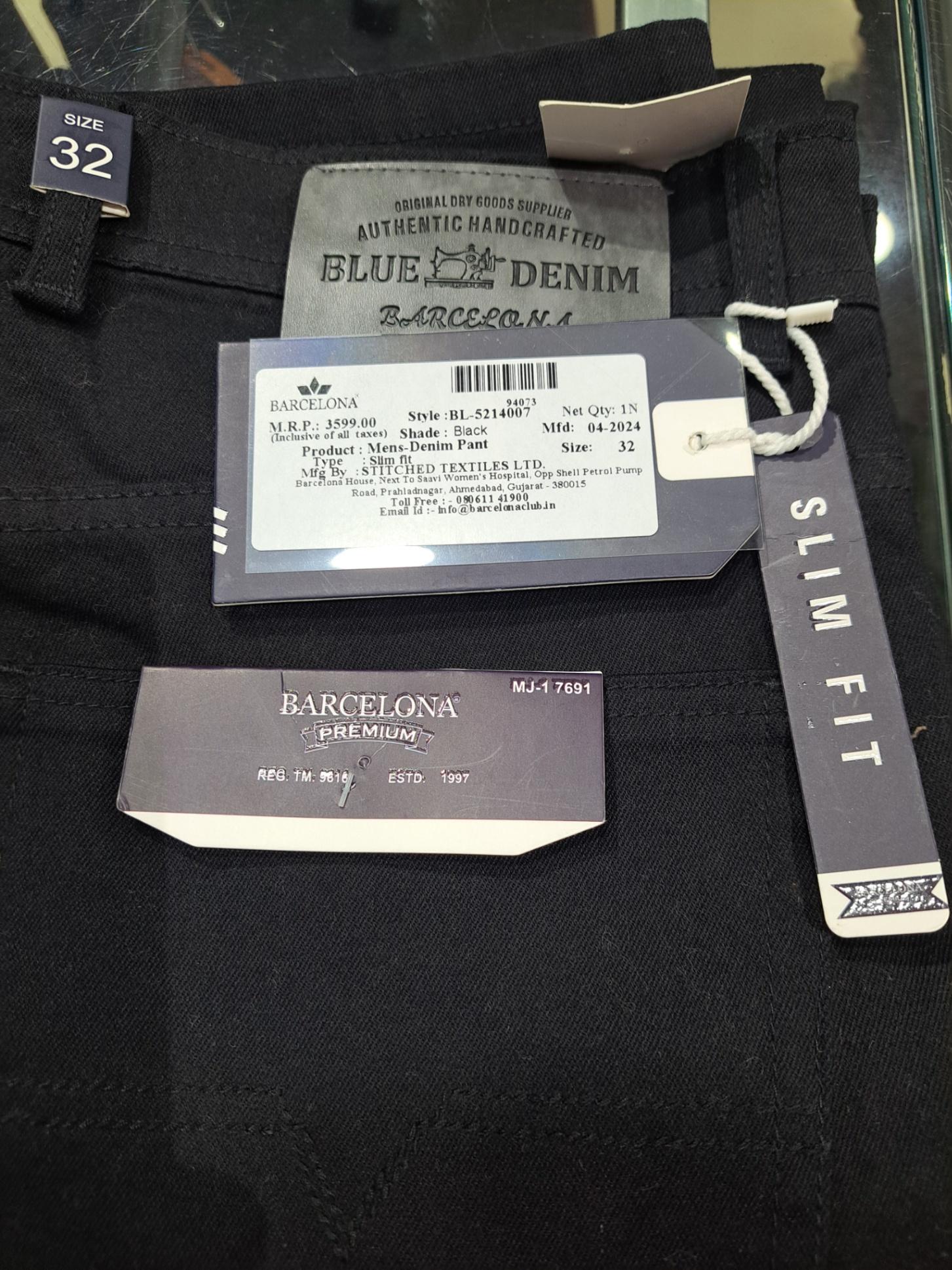 67% off Pants Barcelona  