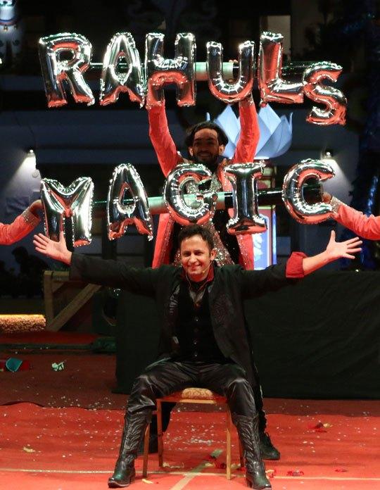How do illusionists practice their illusions?