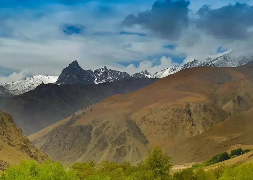Witness Sunrise at Tiger Hill, Darjeeling!