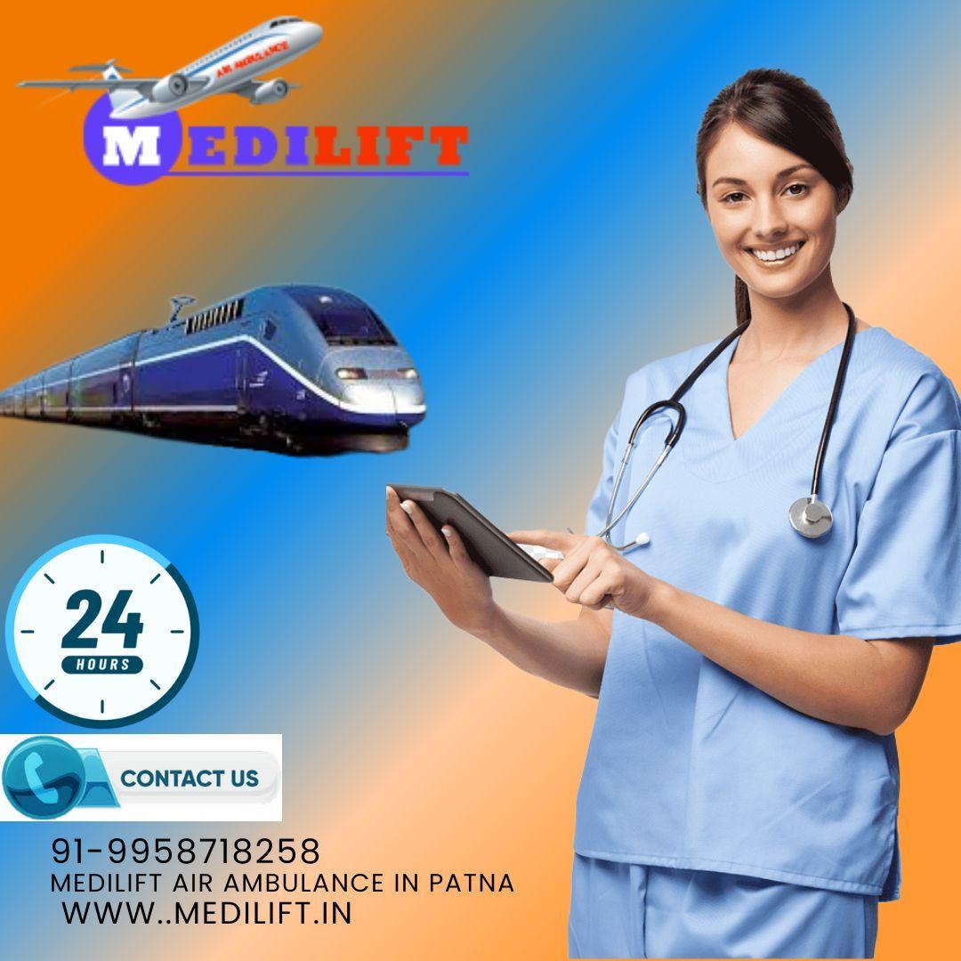  Train Ambulance from Indore Provides Complete